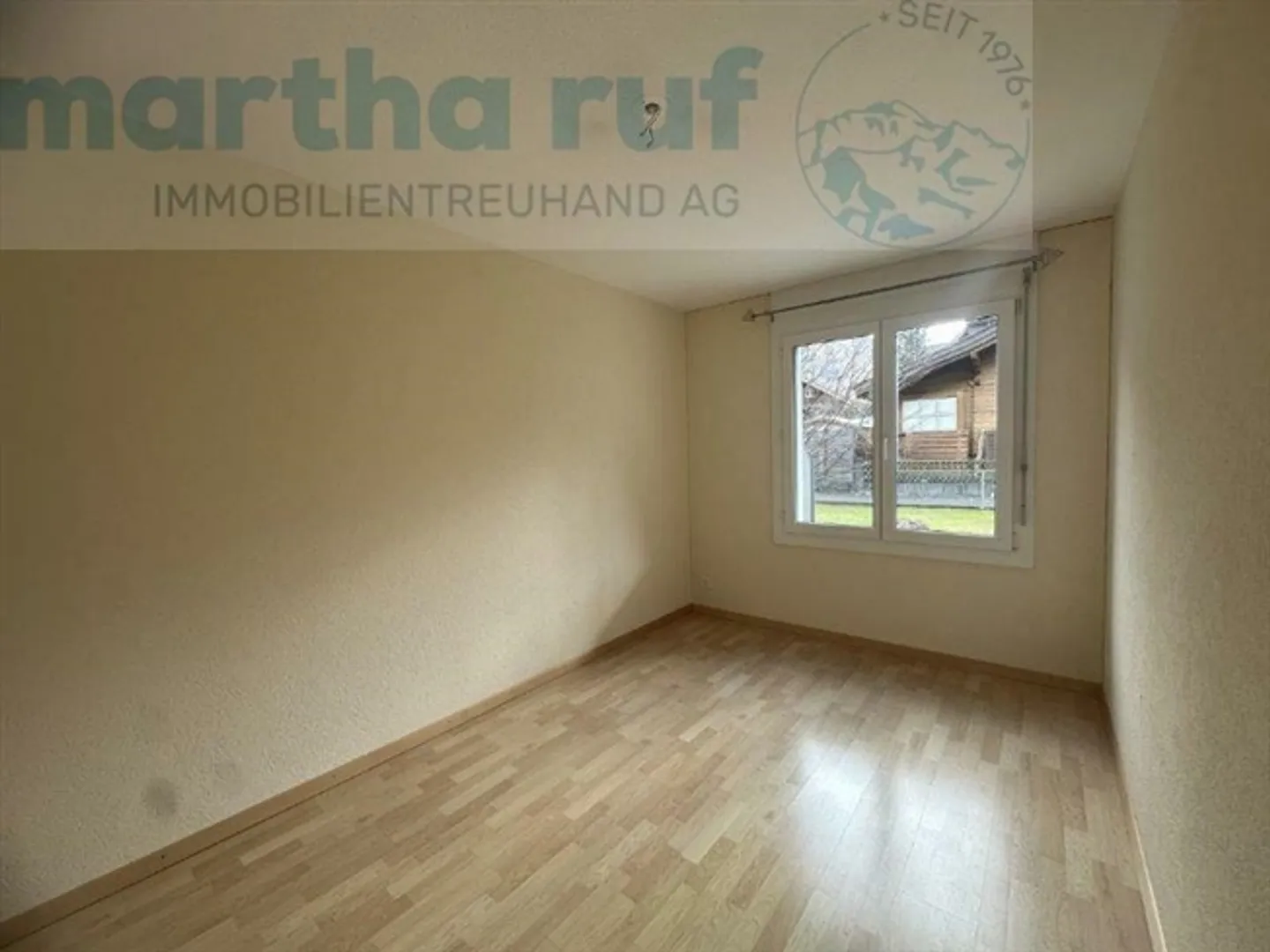 5.5-Room Apartment with Lovingly Designed Patio - Photo 10 of 10