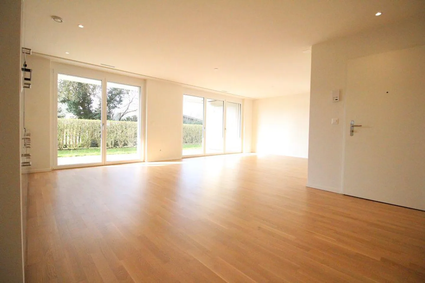 Top Modern Apartment on the Breite - Photo 4 of 10