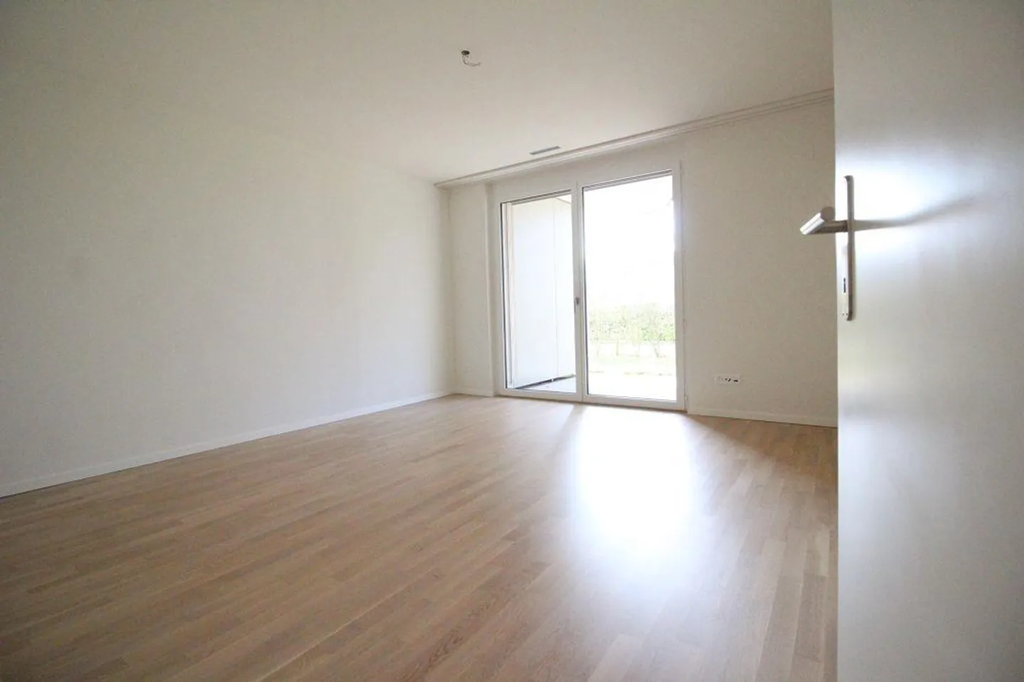 Top Modern Apartment on the Breite - Photo 6 of 10