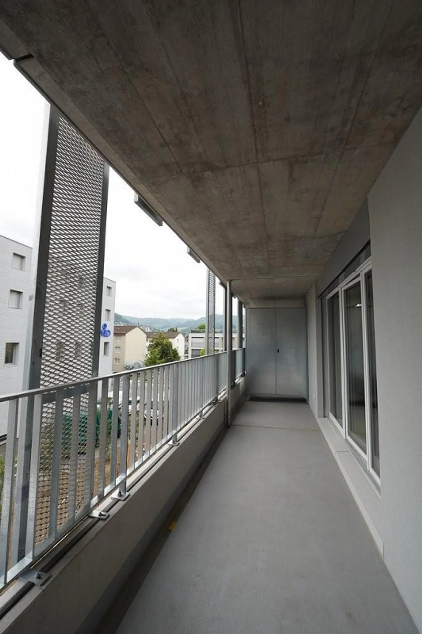 PREMIÈRE LOCATION - moderne et urbaine - appartement 3.5 pièces - Photo 6 sur 7