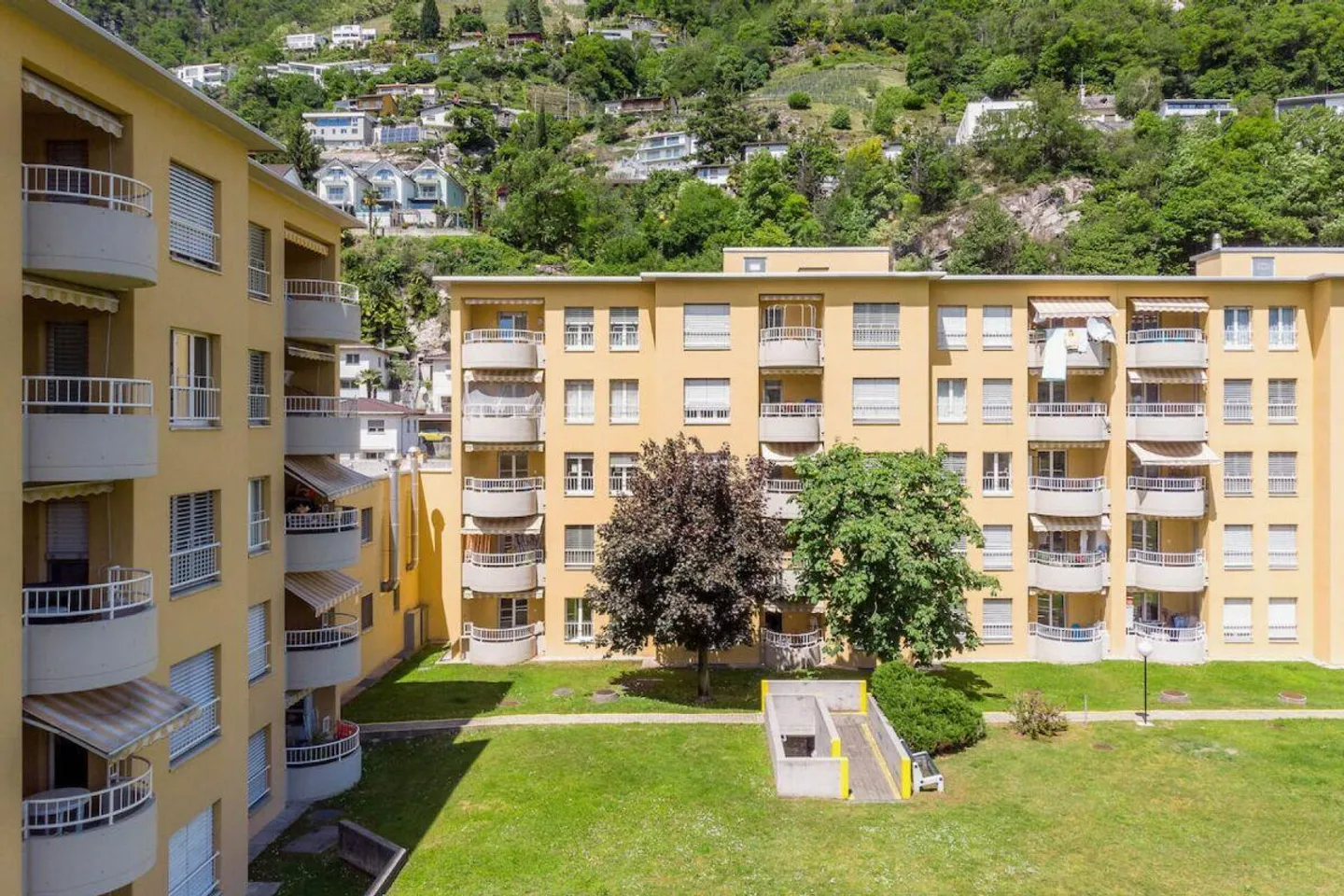 Renoviertes Apartment mit Bergblick - Foto 1 von 2