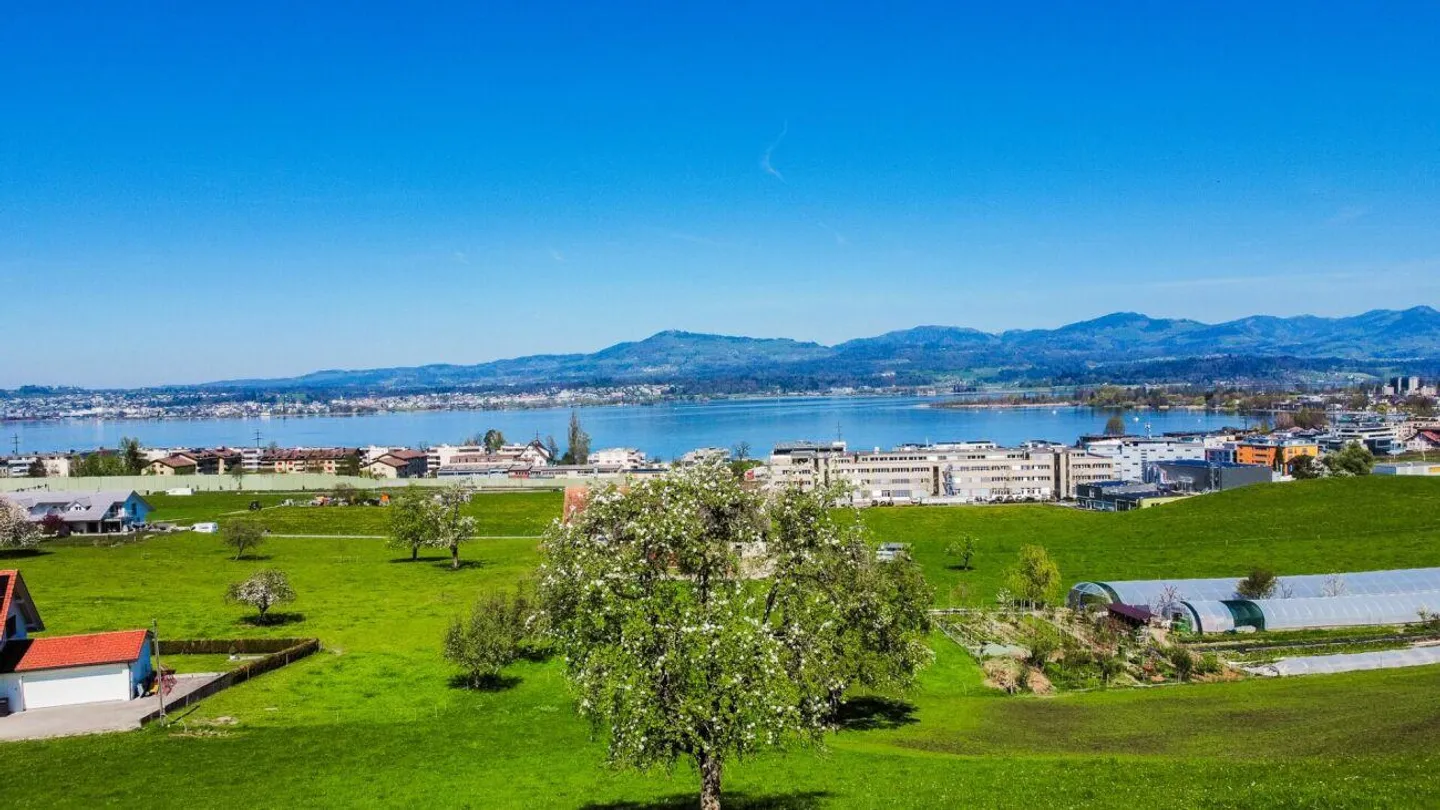 Proprietà esclusiva con vista lago non ostacolata - Foto 10 di 19