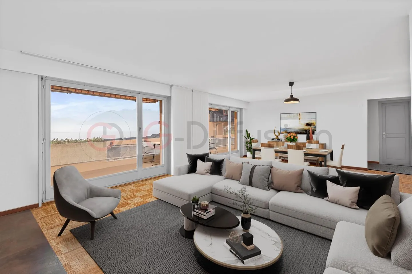 Spacious Apartment with Lake View - Photo 3 of 13