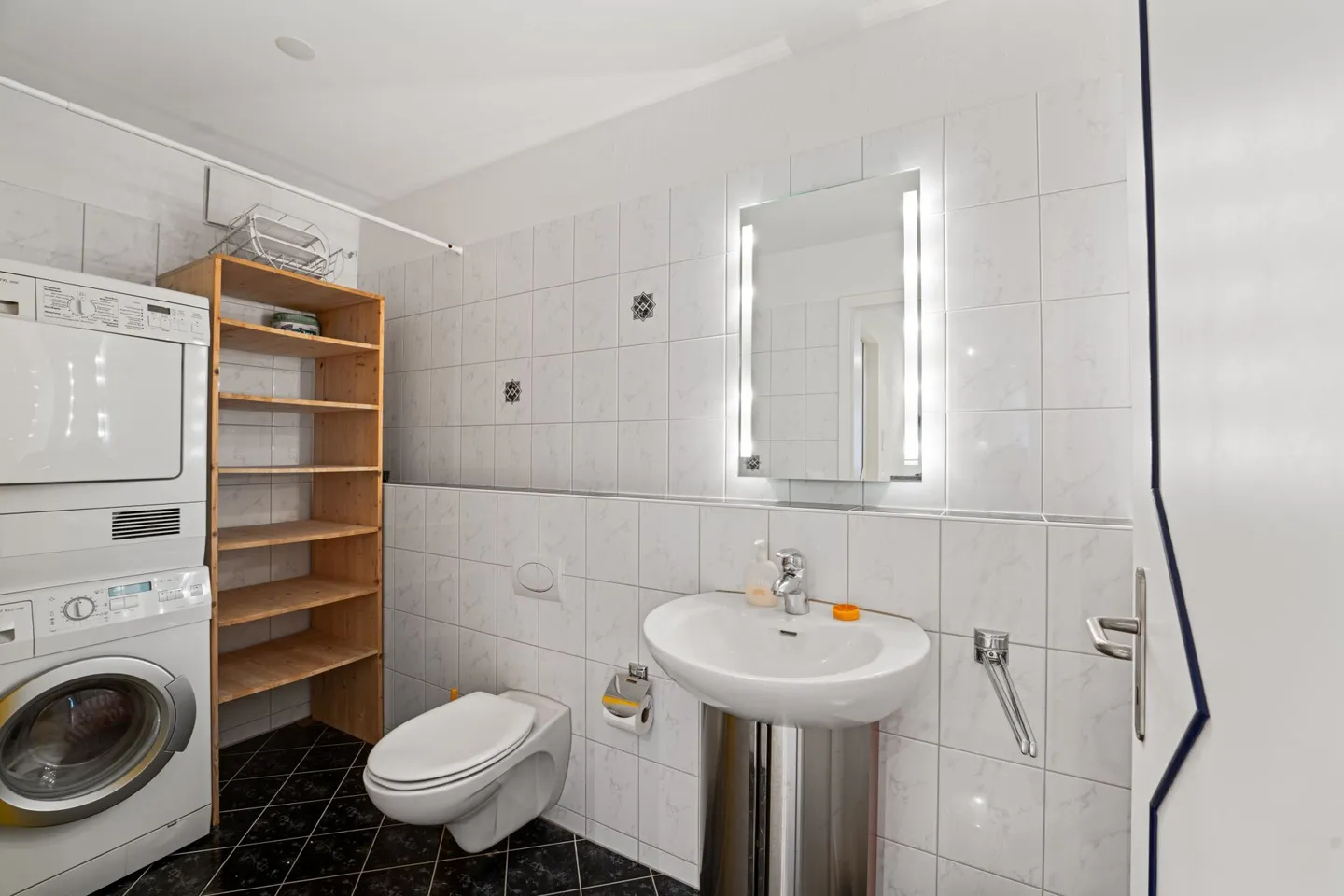 RESERVIERT! 4.5-Zi-Wohnung mit top Aussicht - Foto 8 von 10