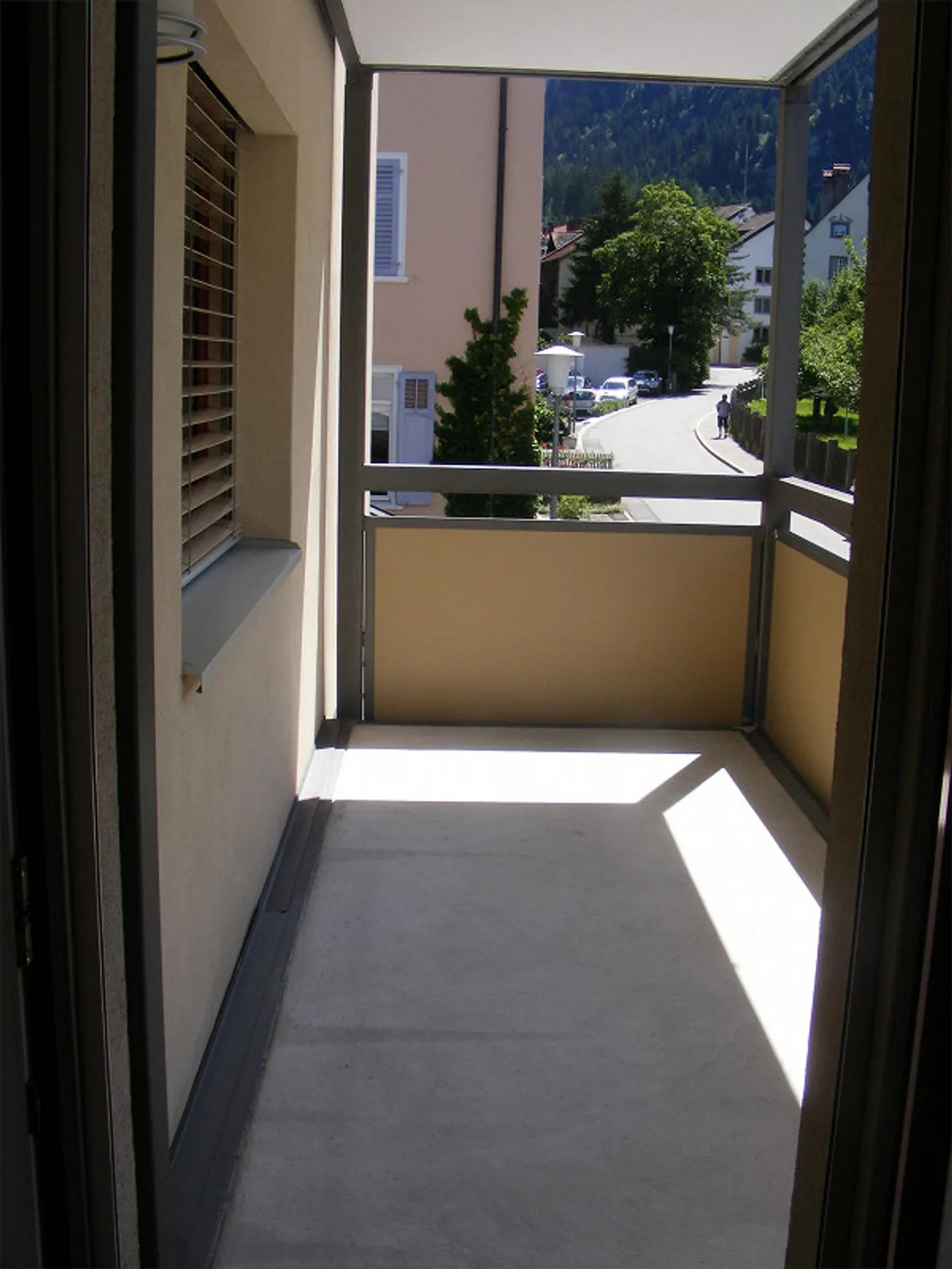 5.5 Zimmer Wohnung mit Blick auf den Piz Beverin - Foto 3 von 11