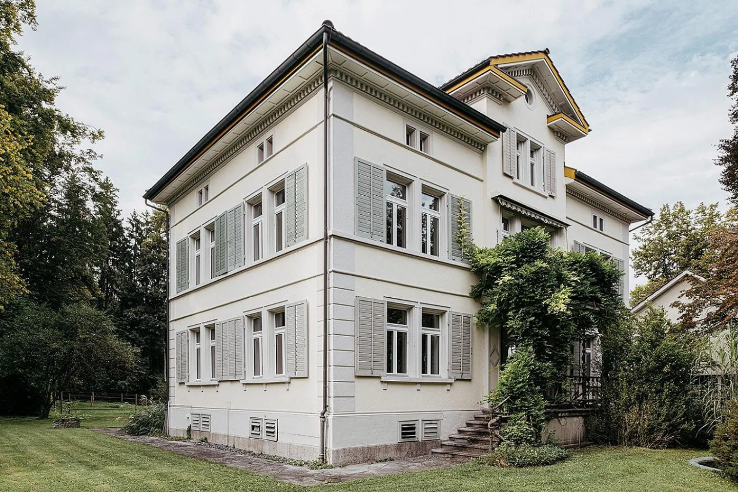 Einzigartige Villa mit Garten in Uzwil - Foto 11 von 12