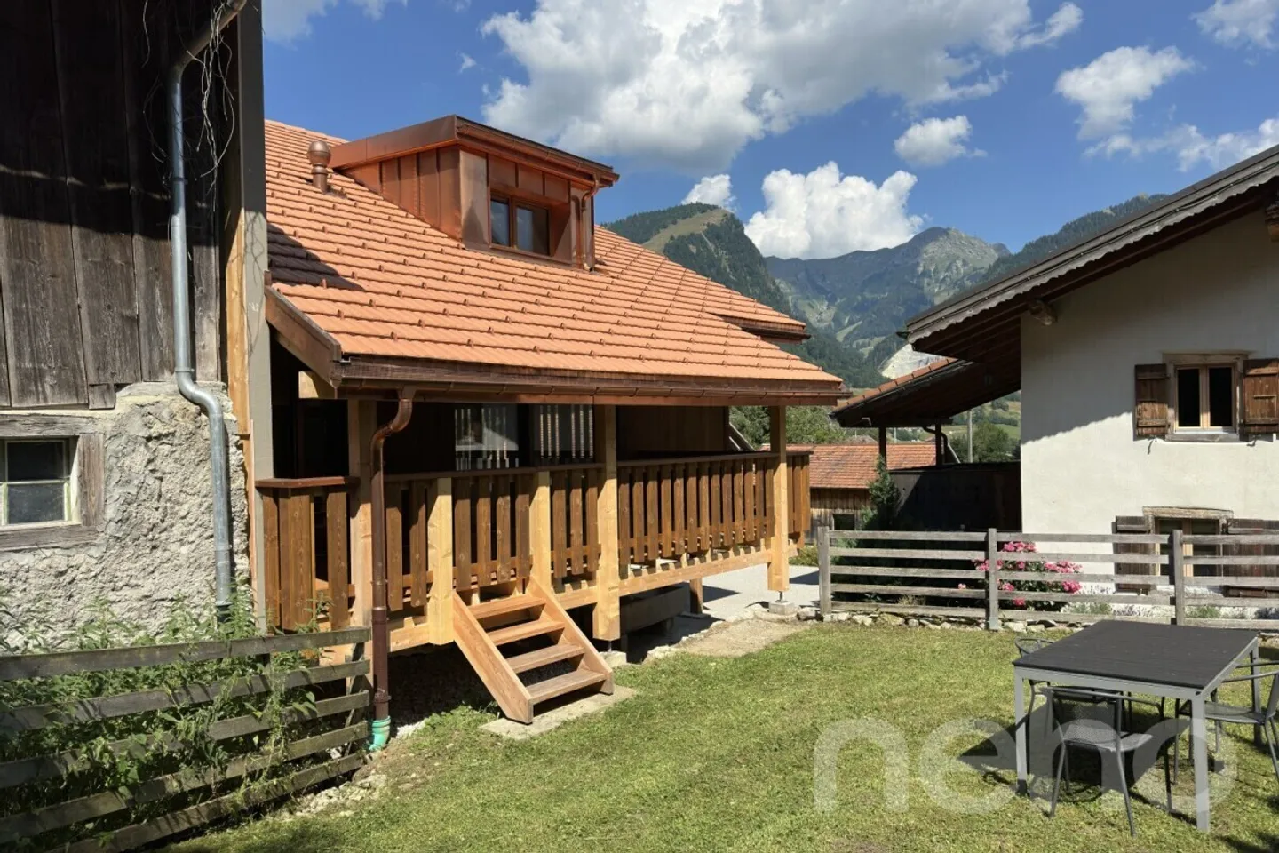 Exklusiv: Schön renovierte Scheune in Lessoc bei Bulle - Foto 1 von 13
