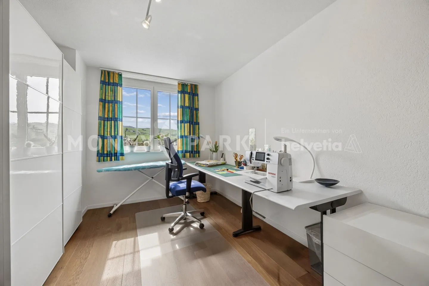 Maison jumelée de 5,5 pièces avec jardin, terrasse et offre d'espace polyvalent - Photo 6 sur 12