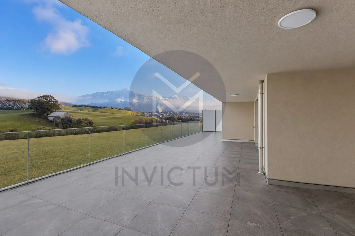 Stunning Penthouse with Terrace - Photo 12 of 12