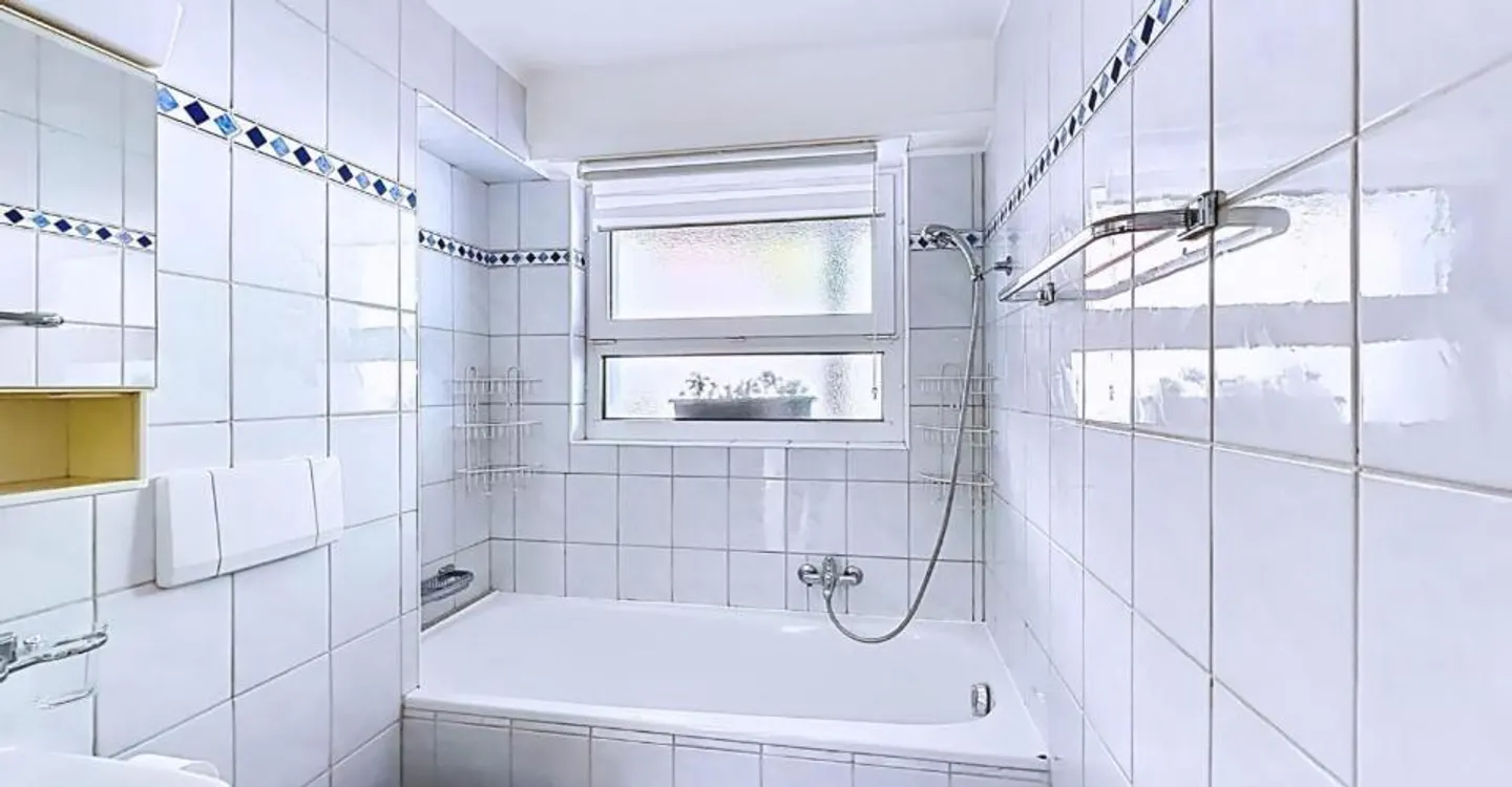 En exclusivité - Appartement de 7 pièces avec jardin - Photo 9 of 11