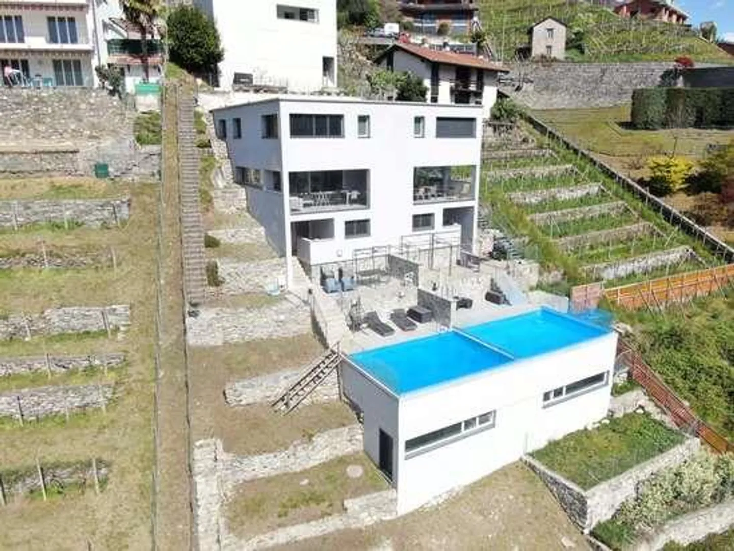 Modern Villa with Pool - Photo 2 of 13