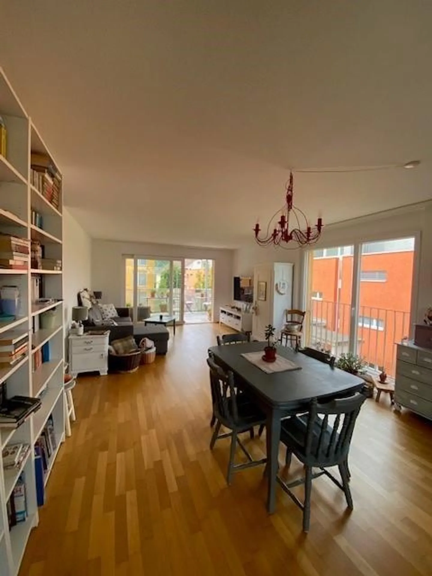 Appartamento 3.5 locali in un quartiere residenziale adatto alle famiglie - Foto 3 di 10