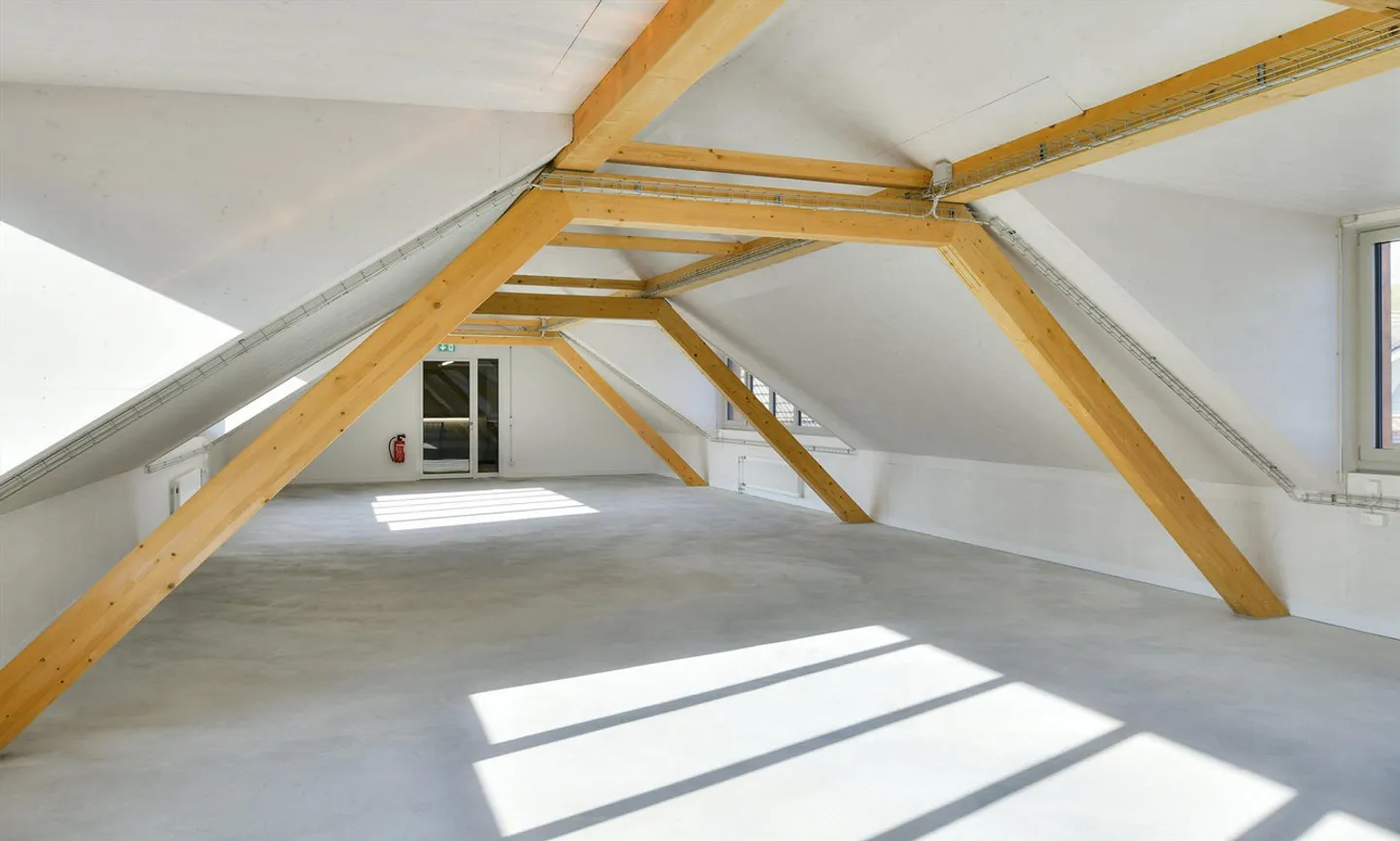 Charming Office Space in the Attic - Historically Reused - Photo 4 of 13