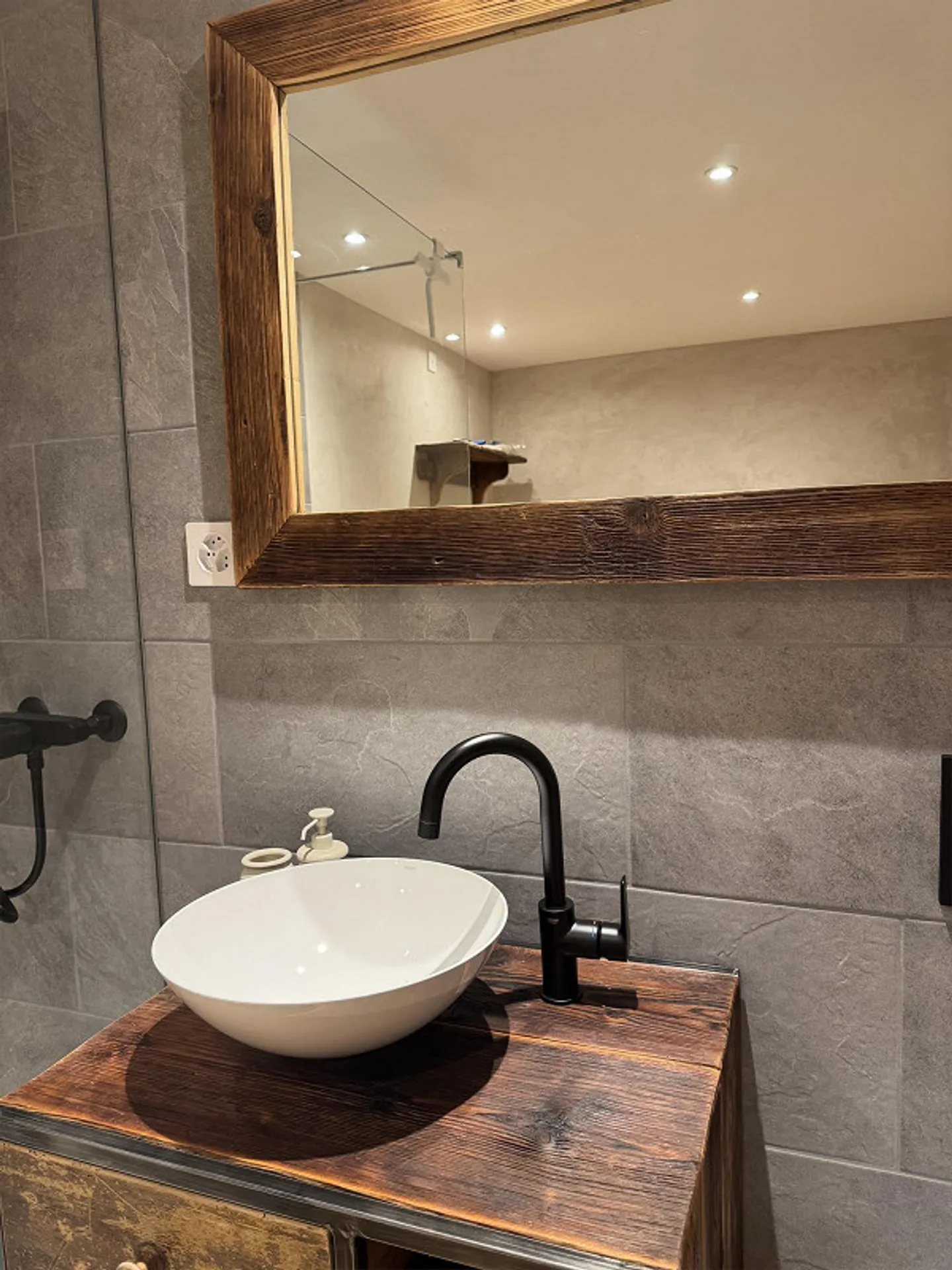 Pure Alpine Joy - new - bright and with a view - Photo 7 of 12
