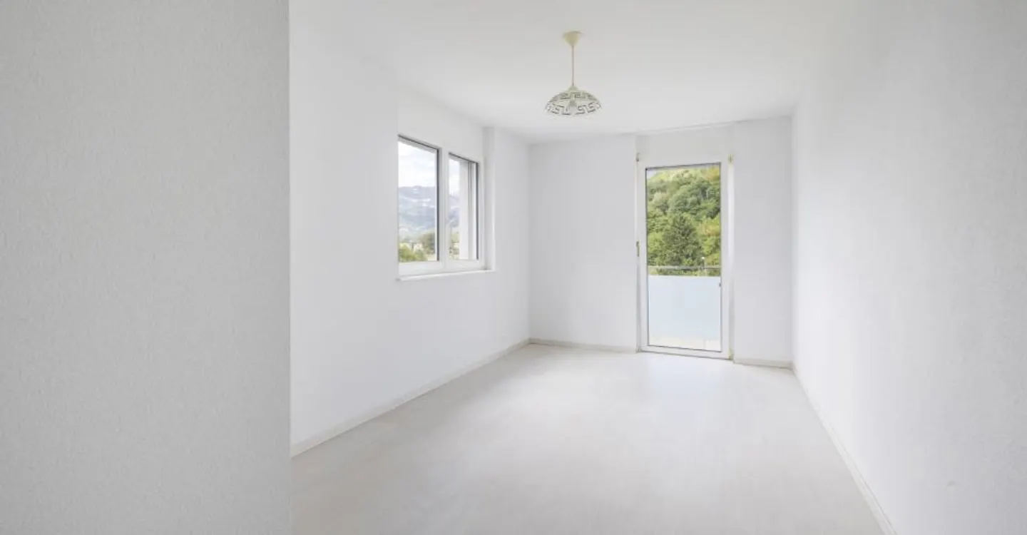 For sale: 4.5 rooms on the top floor with 3 bedrooms, two balconies and unobstructed view - Photo 10 of 17