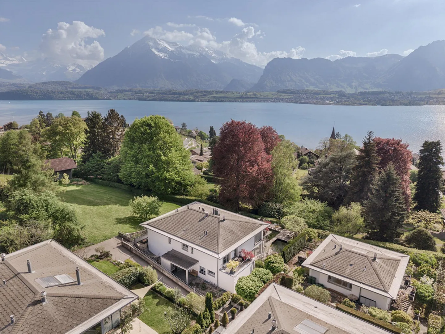 Moderne Gartenwohnung mit Seesicht - Foto 2 von 15