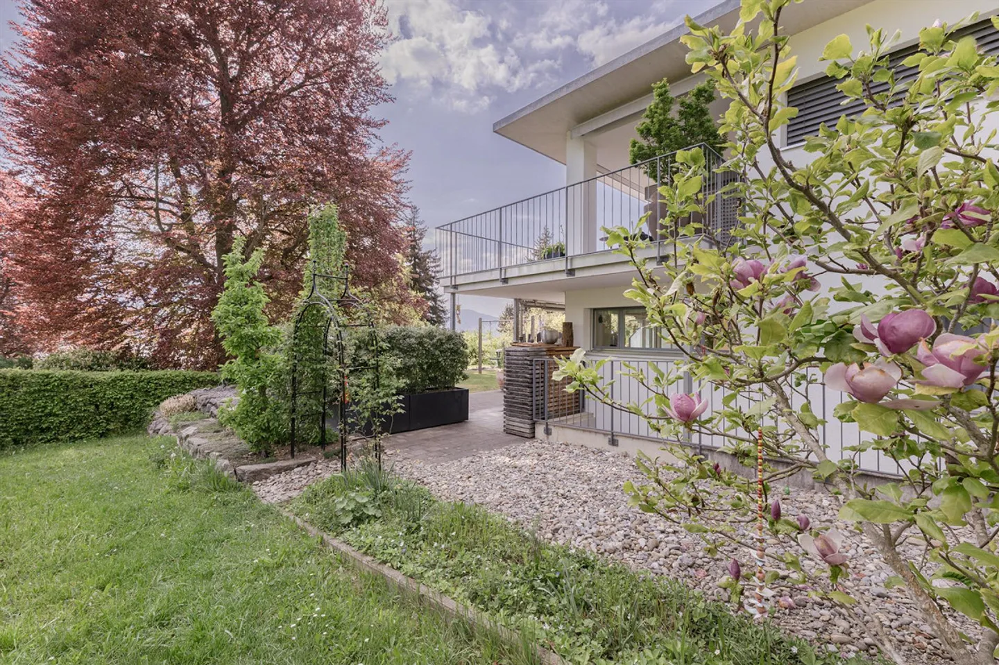 Moderne Gartenwohnung mit Seesicht - Foto 4 von 15
