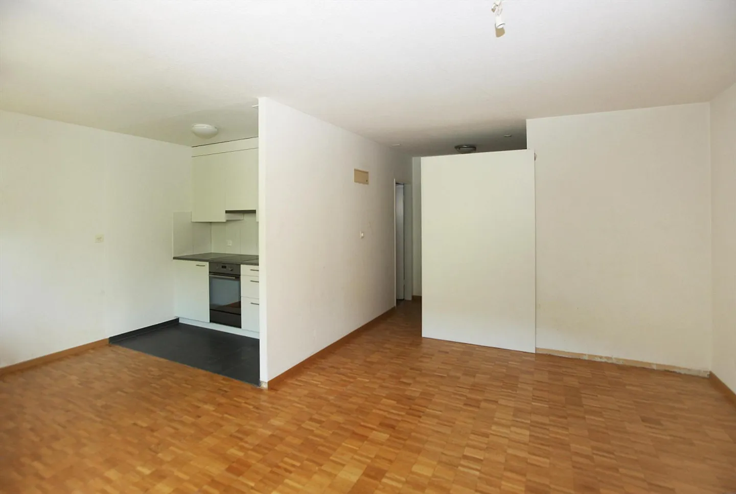 Charmante appartement de 3,5 pièces à Zurich-Leimbach - Photo 3 sur 5