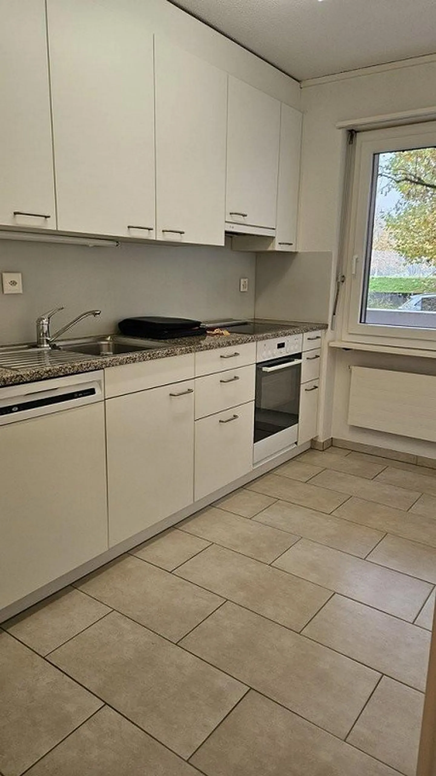 Sonnige Parterrewohnung - Foto 2 von 6