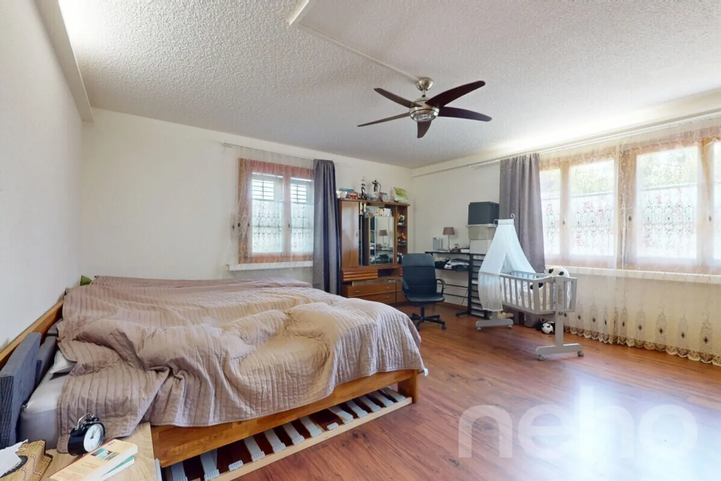 Your new home - Usable as a garden apartment or commercial space - Photo 7 of 12