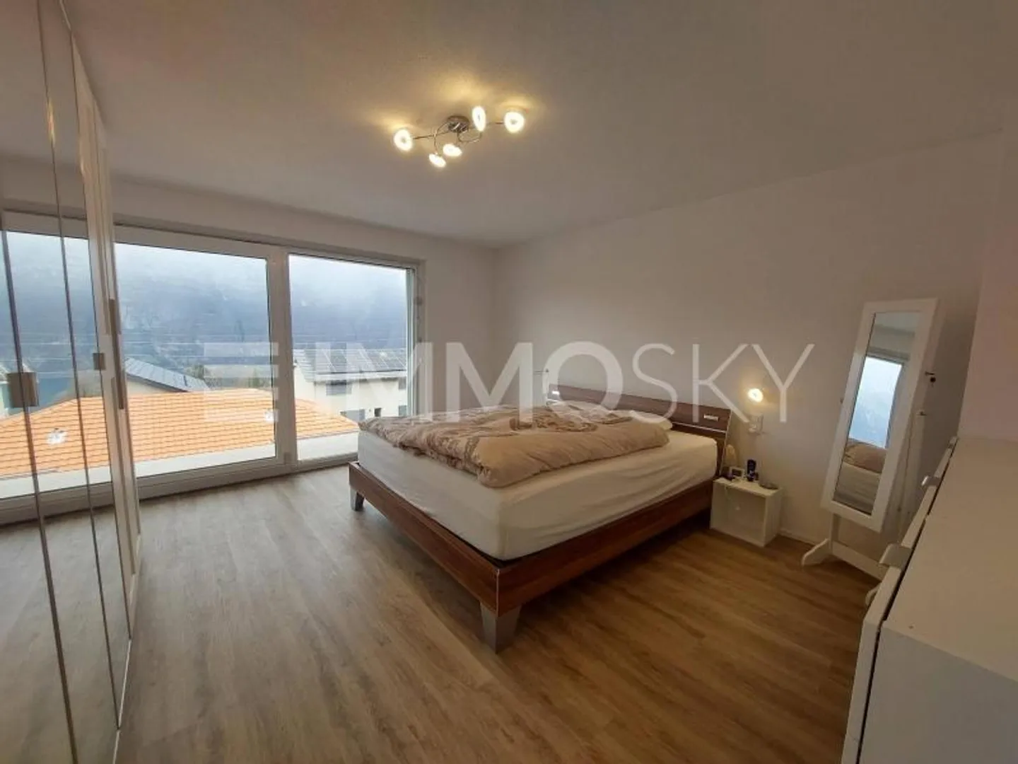 Casa efficiente di nuova costruzione con vista sul lago e sulla montagna - Foto 4 di 5