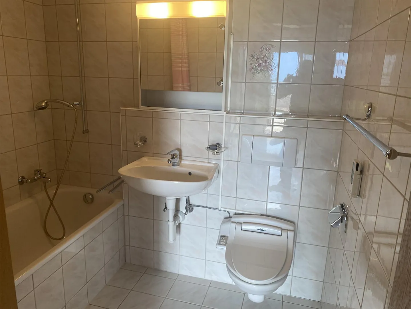 2.5 Room Apartment with Beautiful View - Photo 6 of 10