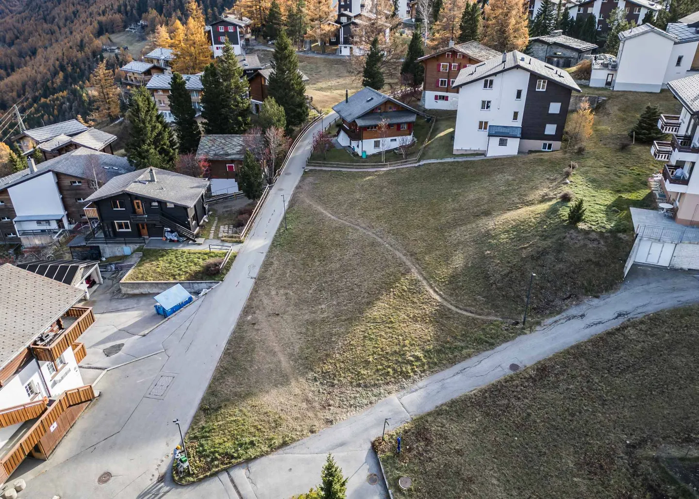 Geräumiges Baugrundstück in Saas-Fee - Foto 2 von 6