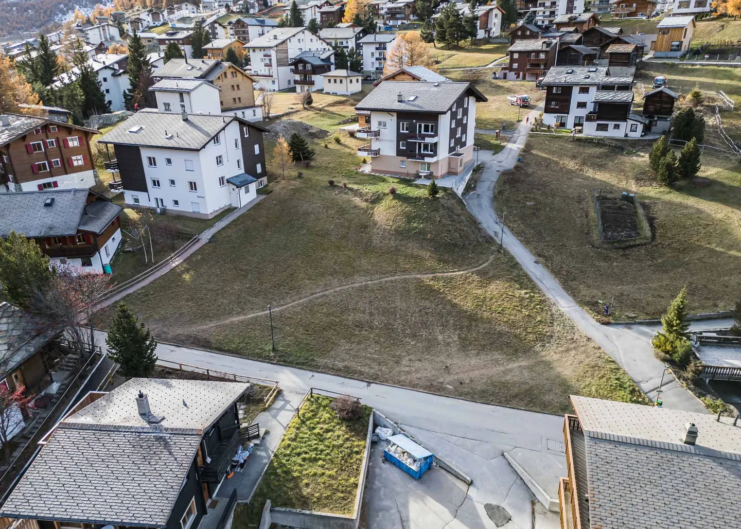Geräumiges Baugrundstück in Saas-Fee - Foto 3 von 6