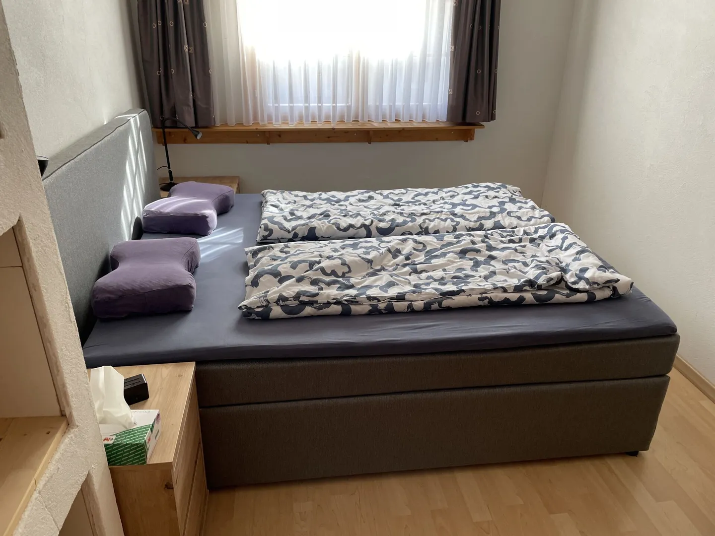 3 1/2 Room Apartment, 90 m2 Living Space, via dil bogn 1, 7188 Sedrun. We are renting a modern renovated, furnished and bright apartment from June 1, 2026. - Photo 6 of 9