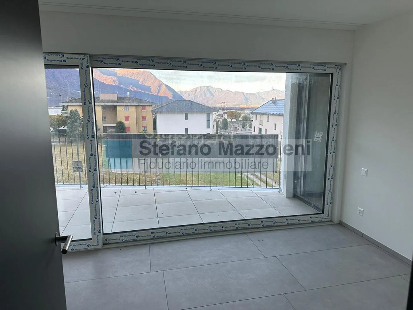 Elegant penthouse with 3.5 rooms in new building in Giubiasco - Photo 5 of 15