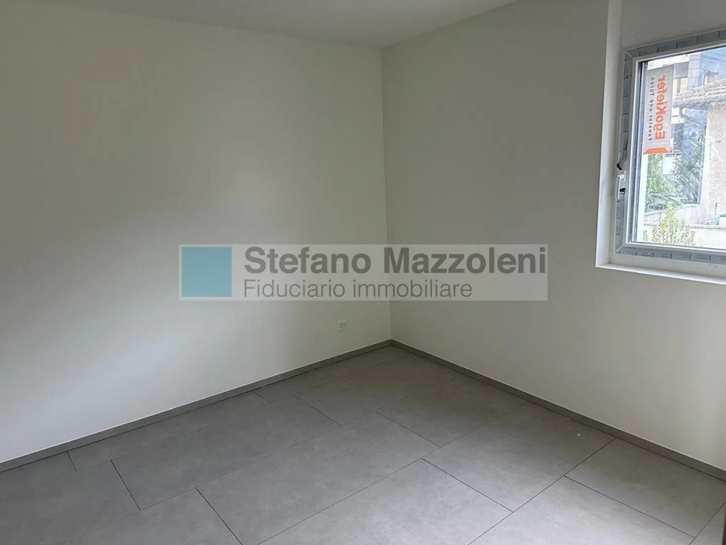 Elegant penthouse with 3.5 rooms in new building in Giubiasco - Photo 7 of 15