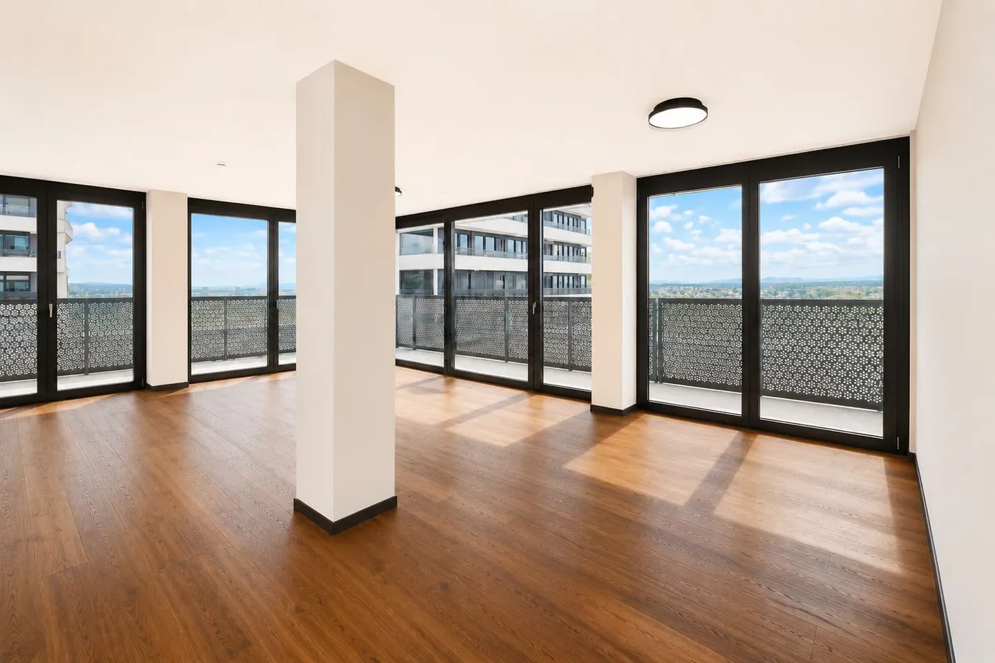 Exklusives Apartment mit atemberaubendem Blick - Foto 16 von 18