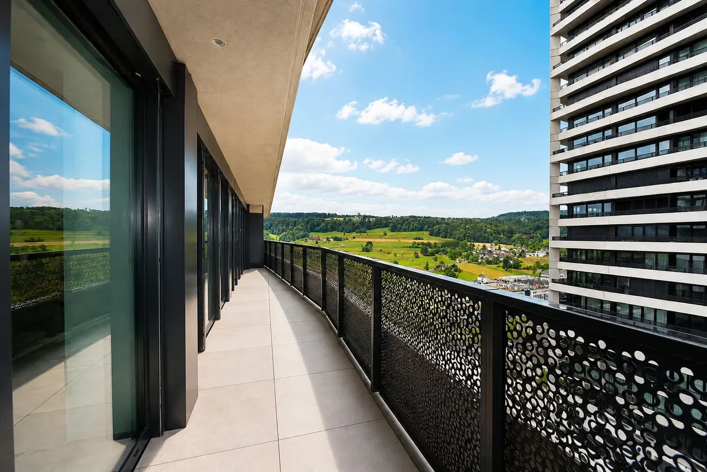 Exklusives Apartment mit atemberaubendem Blick - Foto 17 von 18