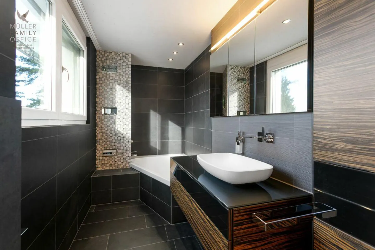 Quiet Elegance with a View - 5 1/2 Room Penthouse Apartment with Lake Constance View - Photo 10 of 13