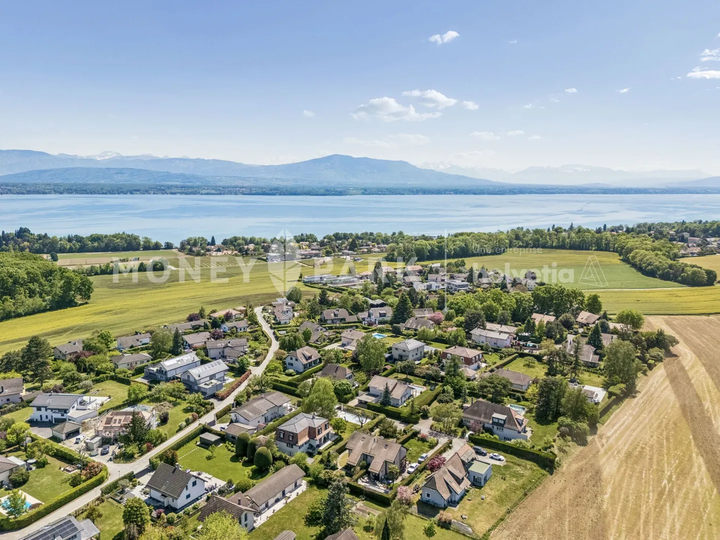 Exklusiv: Wunderschöne Einzelvilla mit großem Garten - Foto 6 von 6