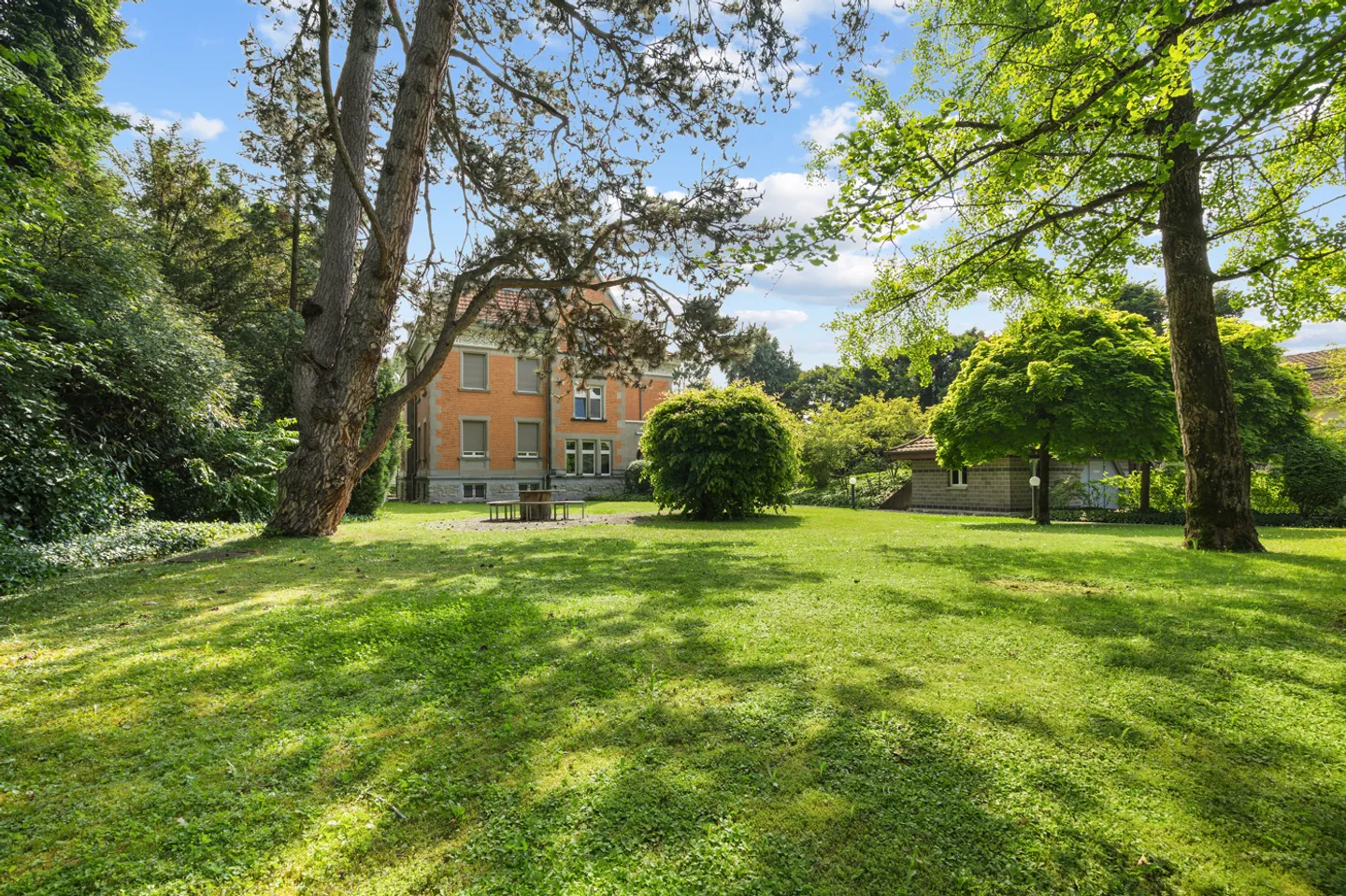 Appartement exclusif de 5,5 pièces avec vue sur le lac à Oberrieden - Photo 1 sur 7