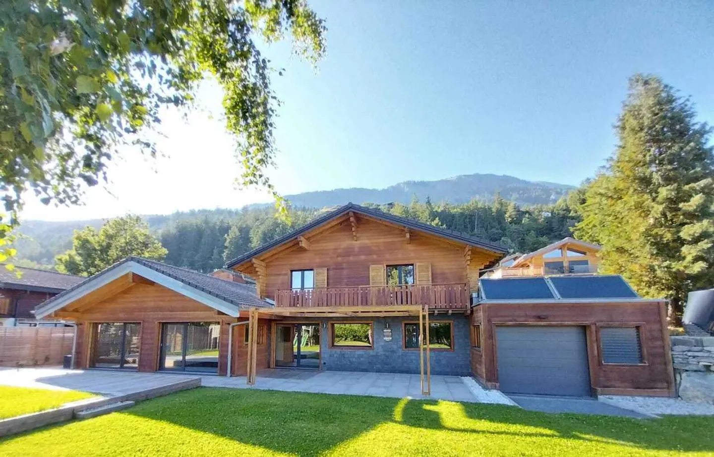 Magnificent Chalet of 191 m2 - Savièse (Prafirmin) - Photo 1 of 27
