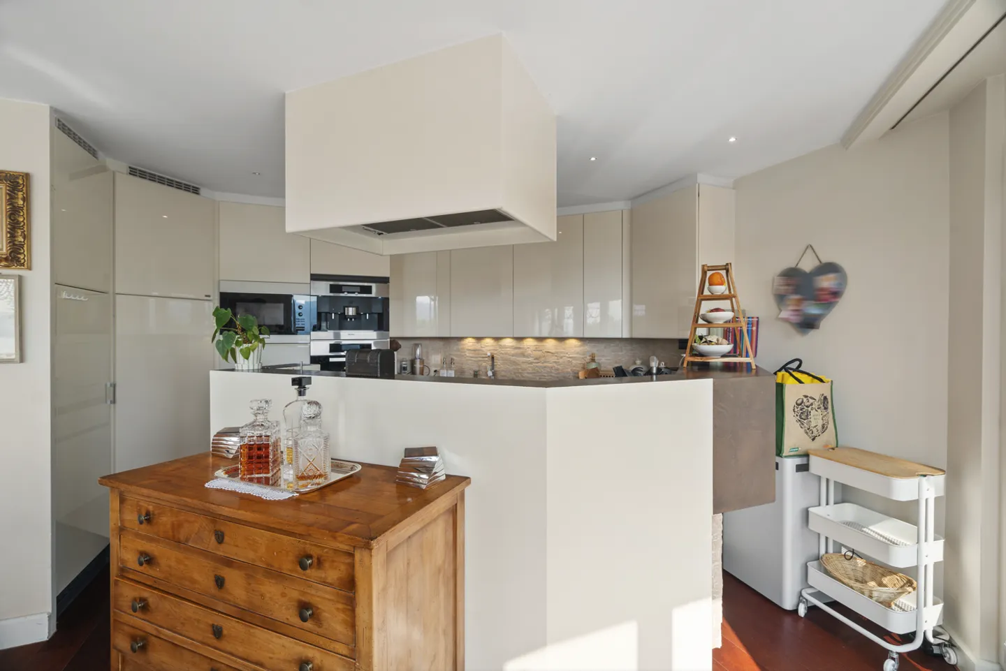 Appartement exclusif de 5,5 pièces avec vue sur le lac à Oberrieden - Photo 4 sur 7