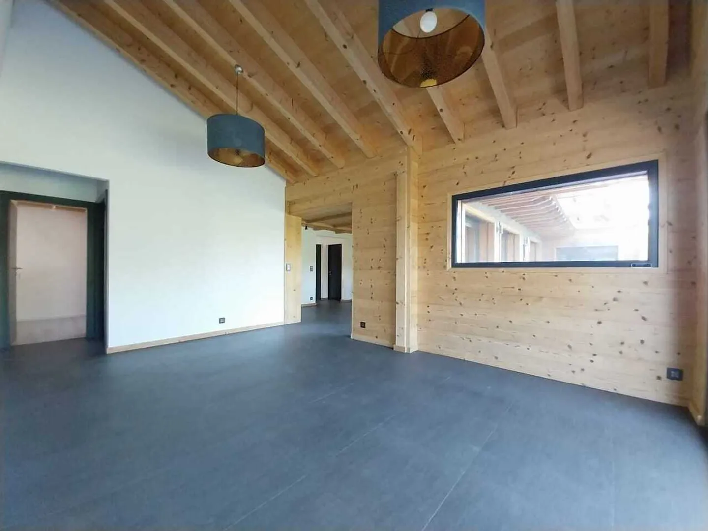 Magnificent Chalet of 191 m2 - Savièse (Prafirmin) - Photo 5 of 27