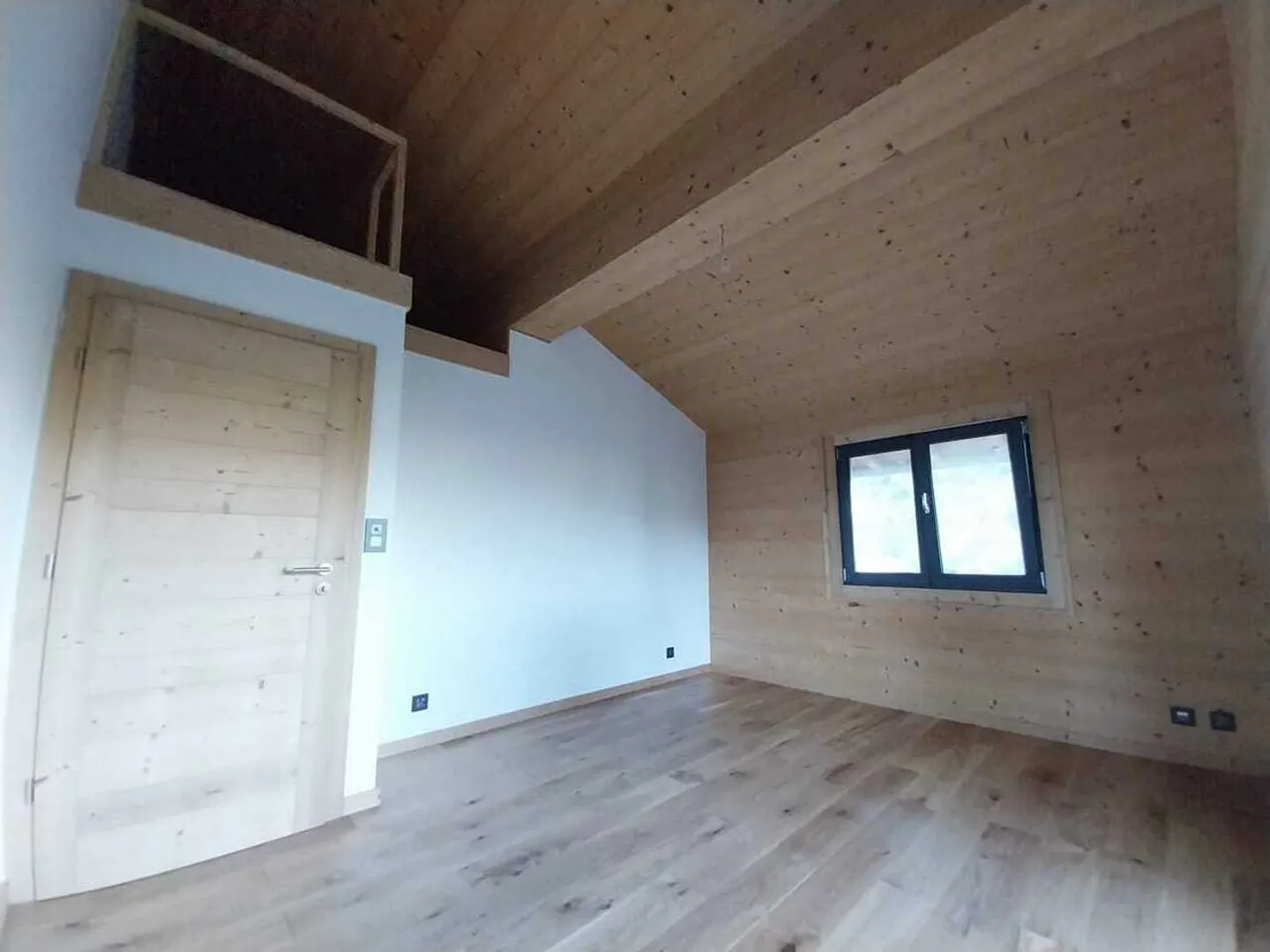 Magnificent Chalet of 191 m2 - Savièse (Prafirmin) - Photo 8 of 27