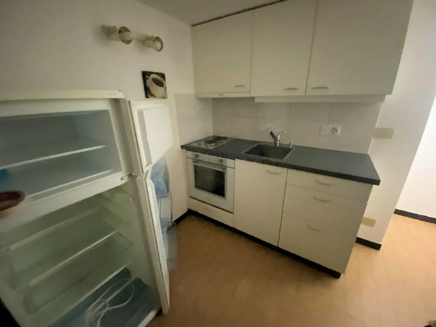 Cozy 1.5-room apartment on the ground floor in Vezia - Photo 4 of 7