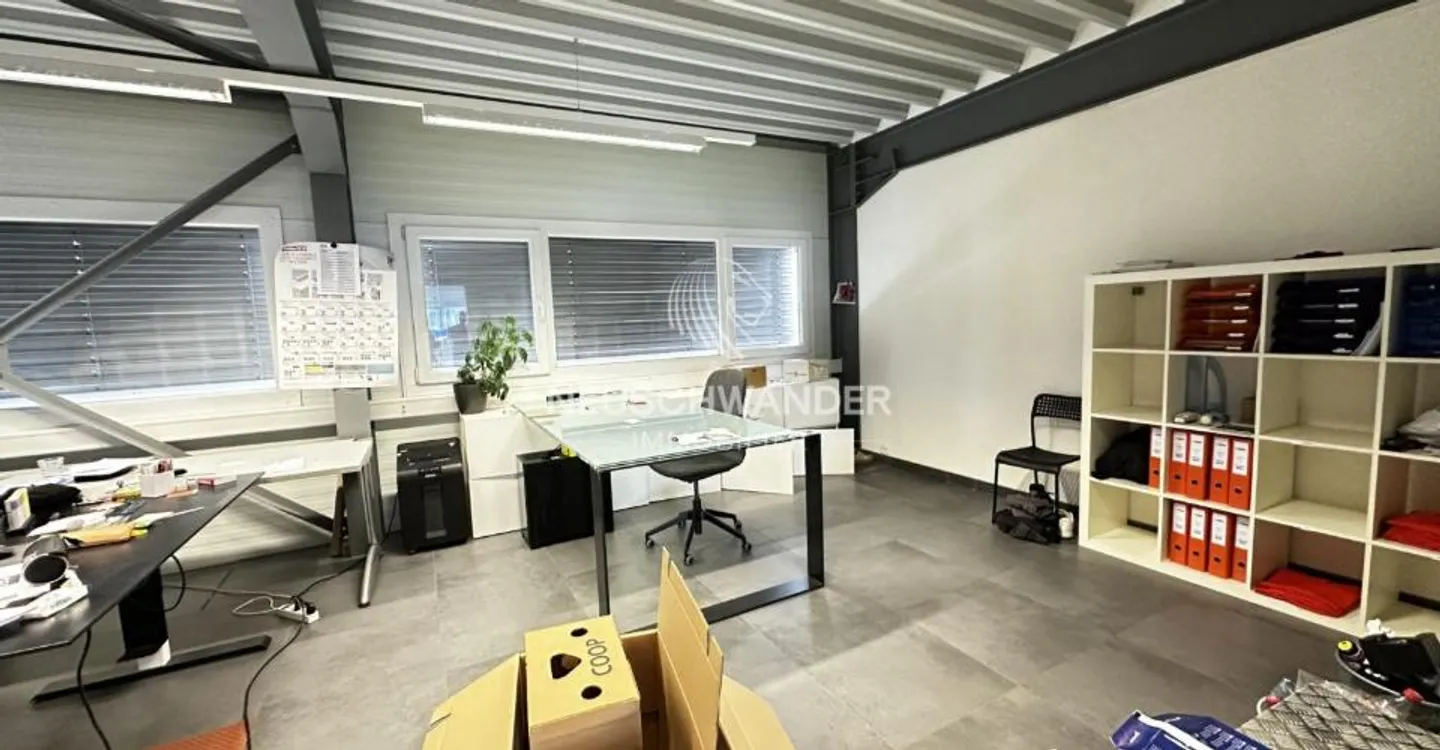 Espace Commercial en Zone Dynamique - Photo 4 sur 11