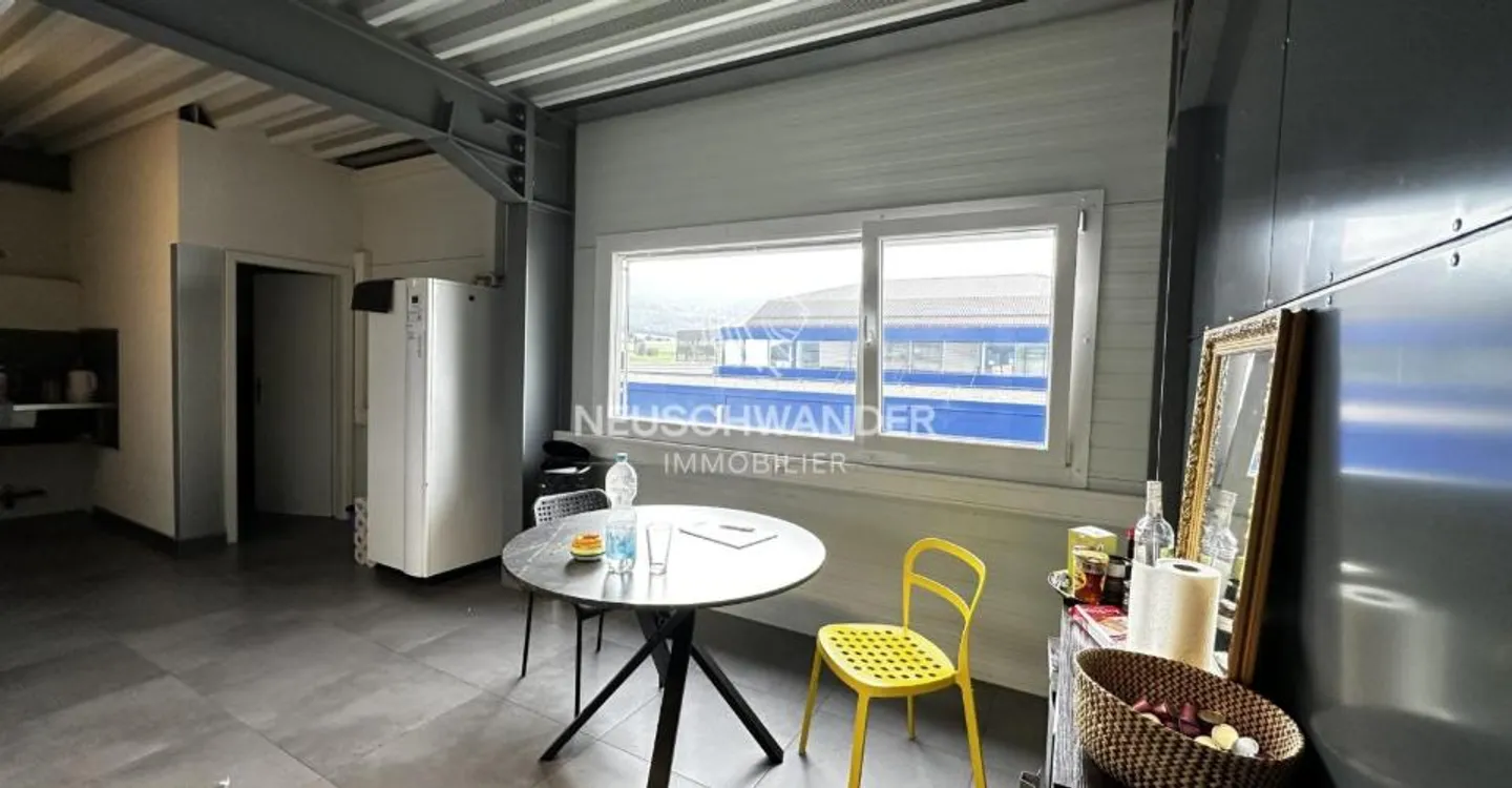 Espace Commercial en Zone Dynamique - Photo 6 sur 11