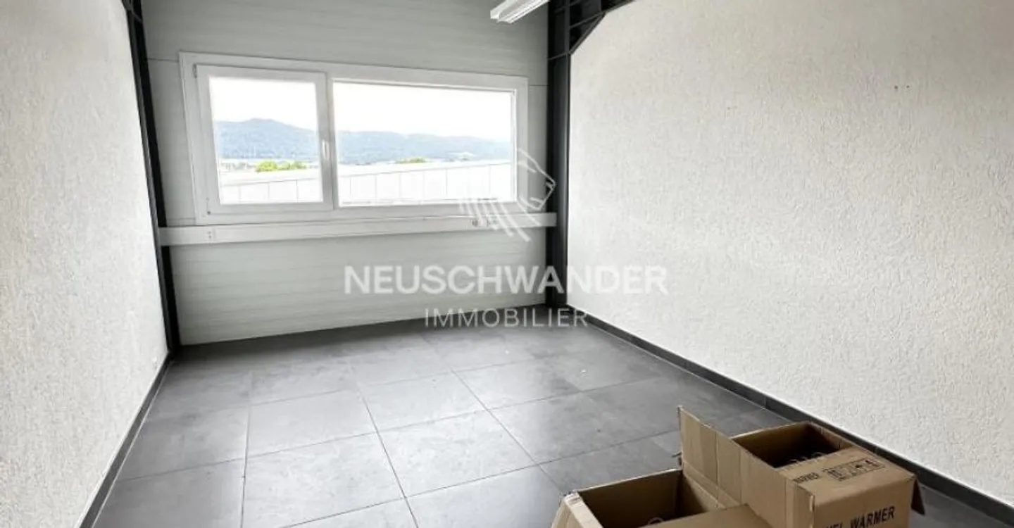 Espace Commercial en Zone Dynamique - Photo 7 sur 11