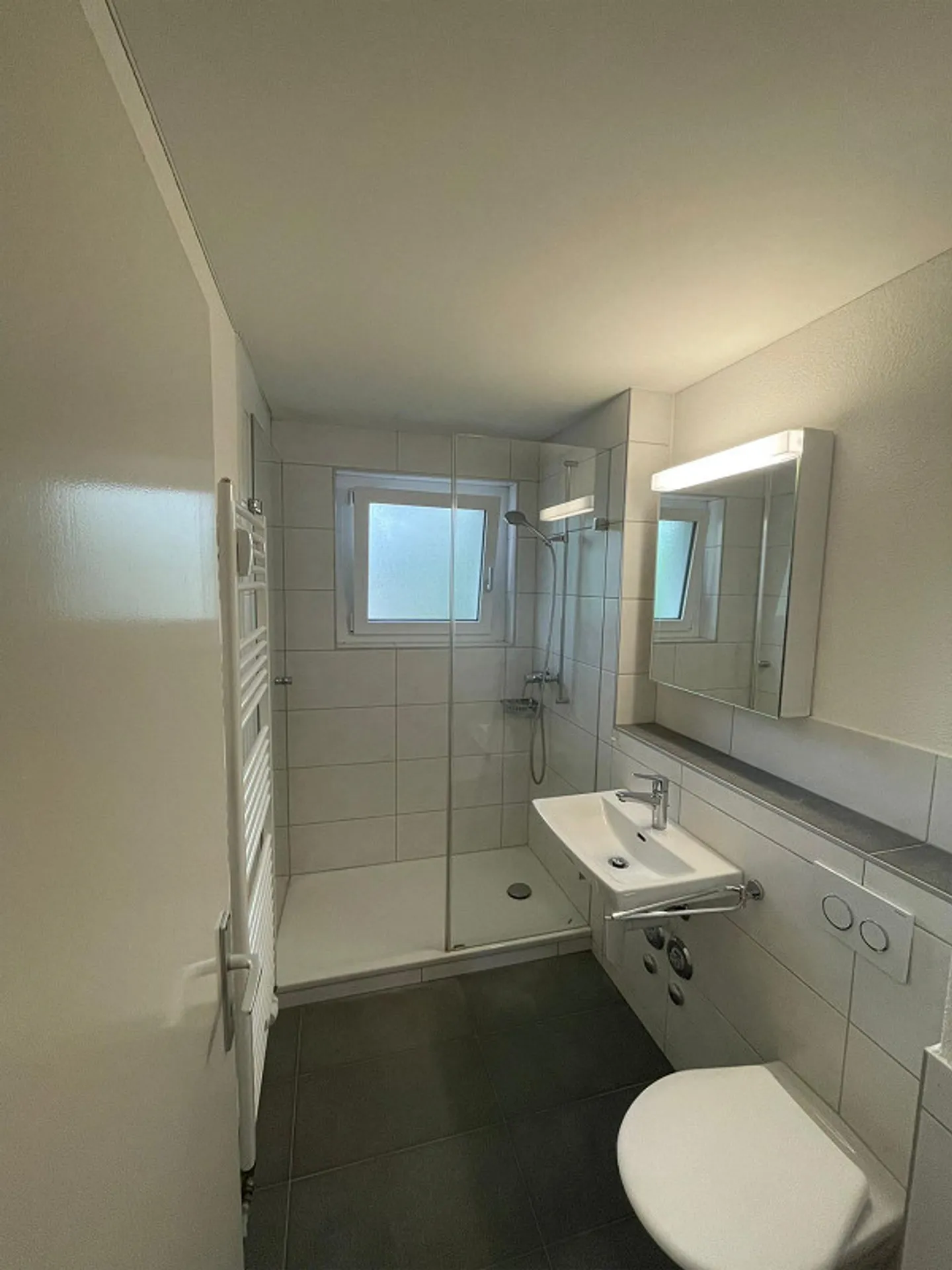 For rent 4-room apartment - Photo 4 of 6
