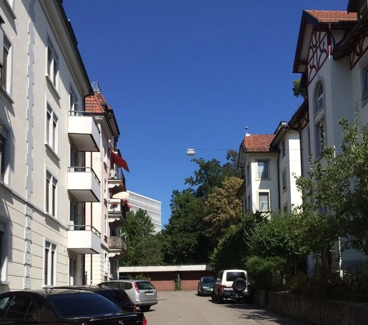Single garage in a central location in St. Gallen. - Photo 2 of 4