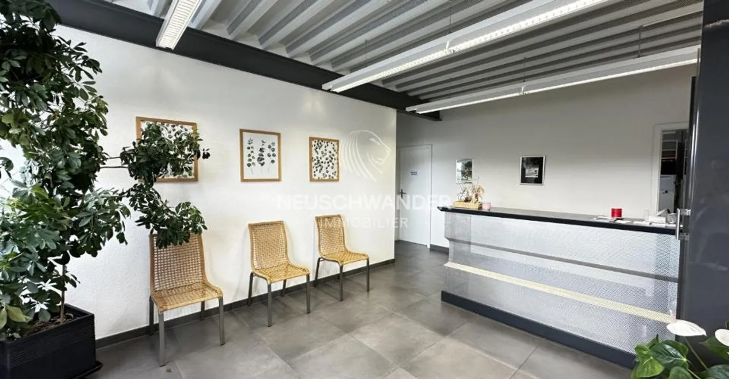 Espace Commercial en Zone Dynamique - Photo 9 sur 11