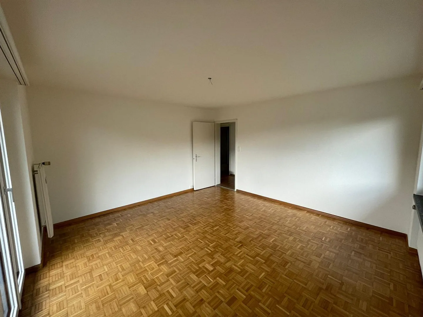For rent 4-room apartment - Photo 6 of 6