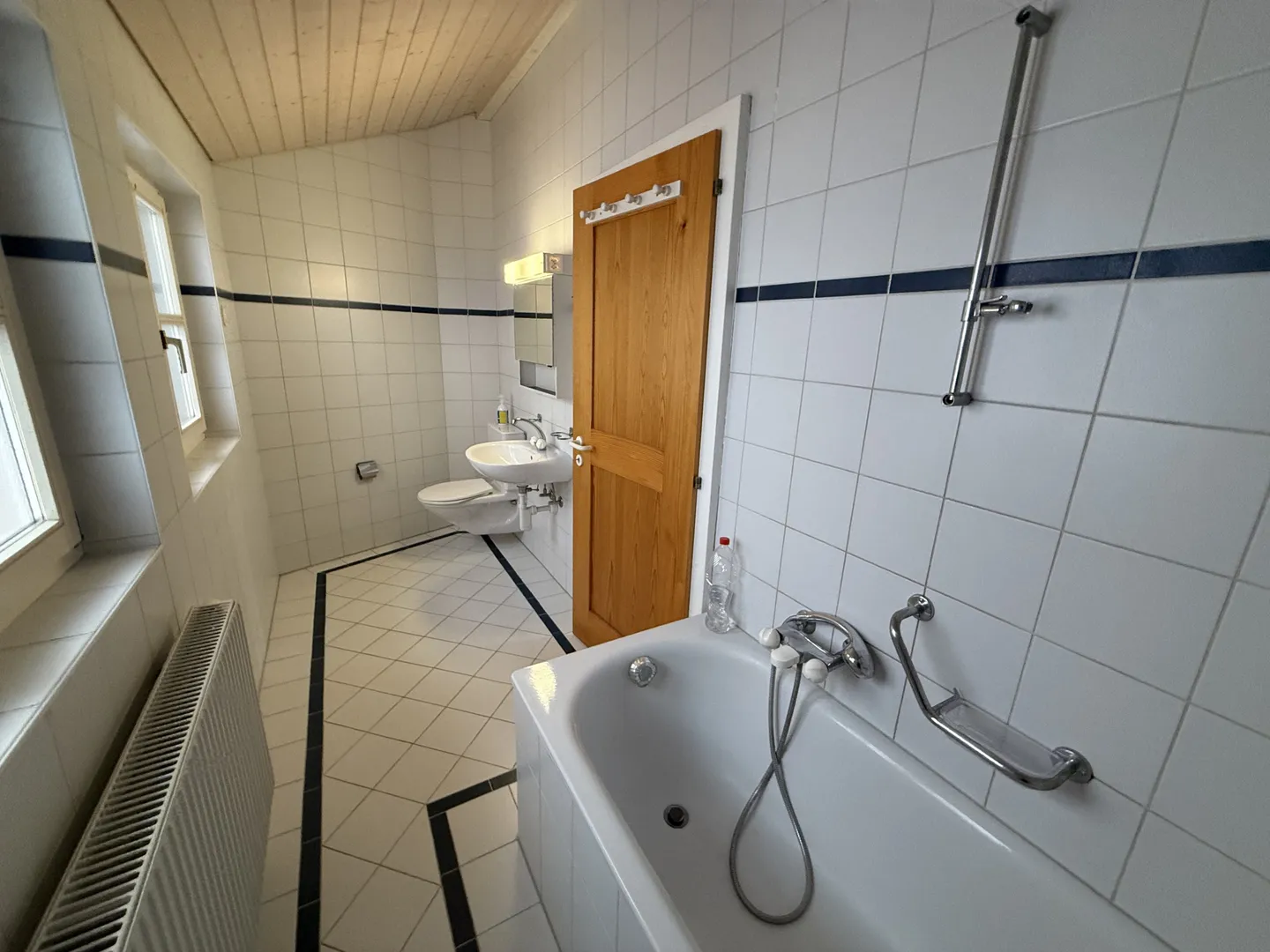 Wohngebäude in Porrentruy - Foto 11 von 40