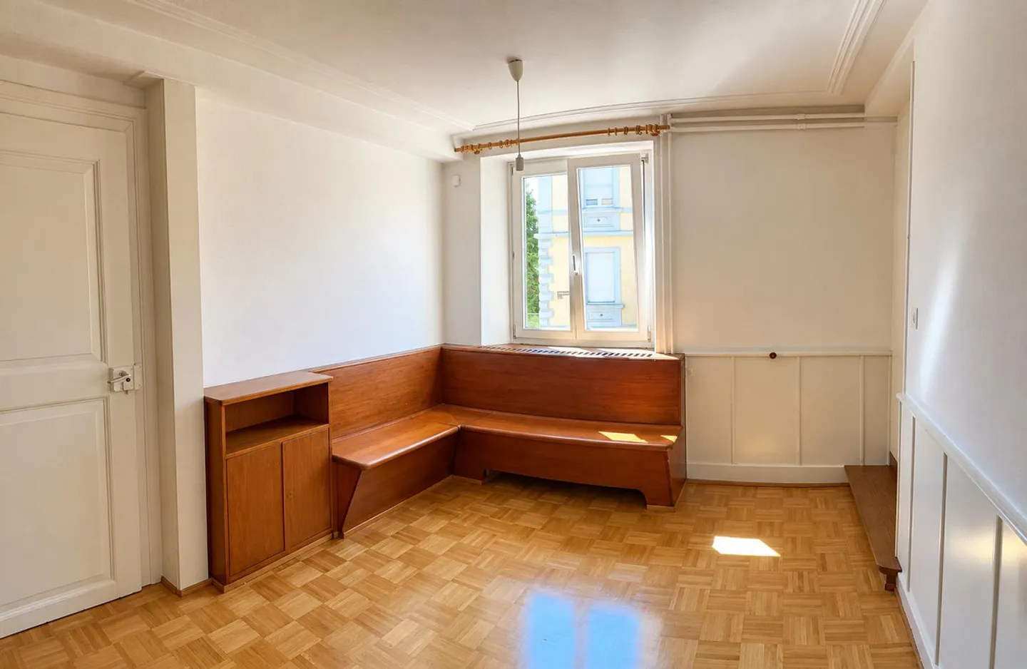 3- Zimmer-Altbauwohnung mit Gartensitzplatz - Photo 2 of 5